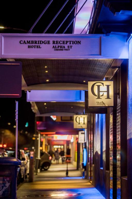 The Cambridge Hotel & Backpackers - Resim 32
