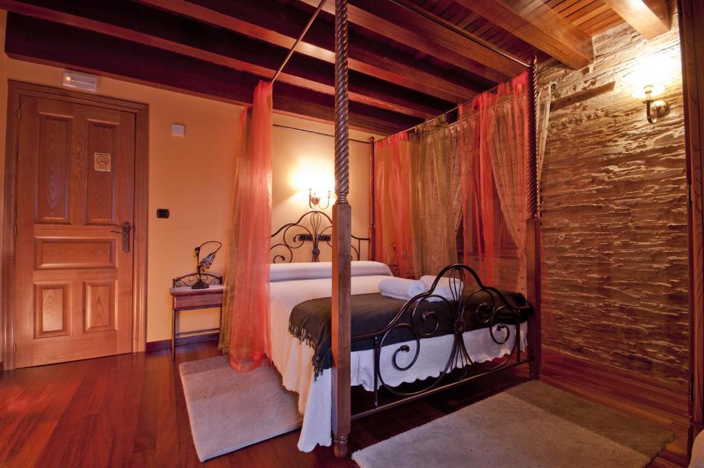 Alén do Mis - Hotel Rural - 5