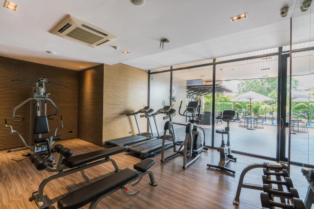 Fitness centrum a/nebo fitness zařízení v ubytování The Siamese Hotel Pattaya by PCL