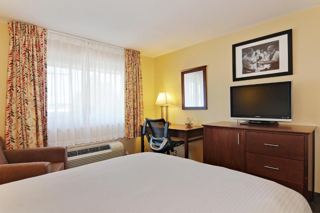 TV a/nebo společenská místnost v ubytování Georgetown Inn Seattle
