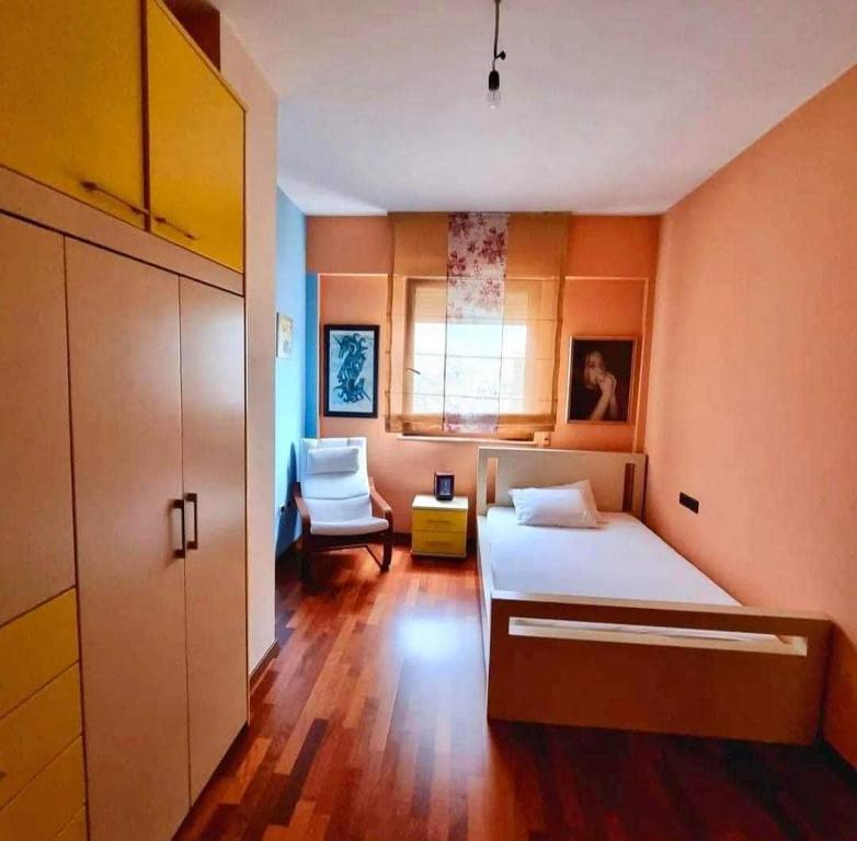 Center EasyStay Penthouse Apartments - Image 6