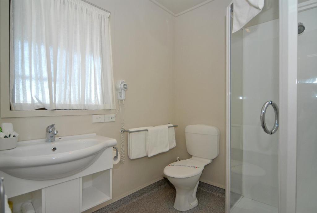 Edgewater Motor Lodge - Resim 14