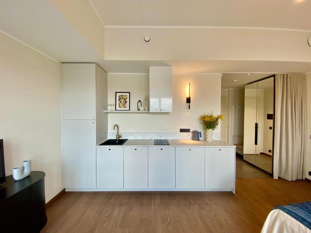 Fotografie z fotogalerie ubytování Elegance Apartment - City Centre Free Parking v Tallinnu