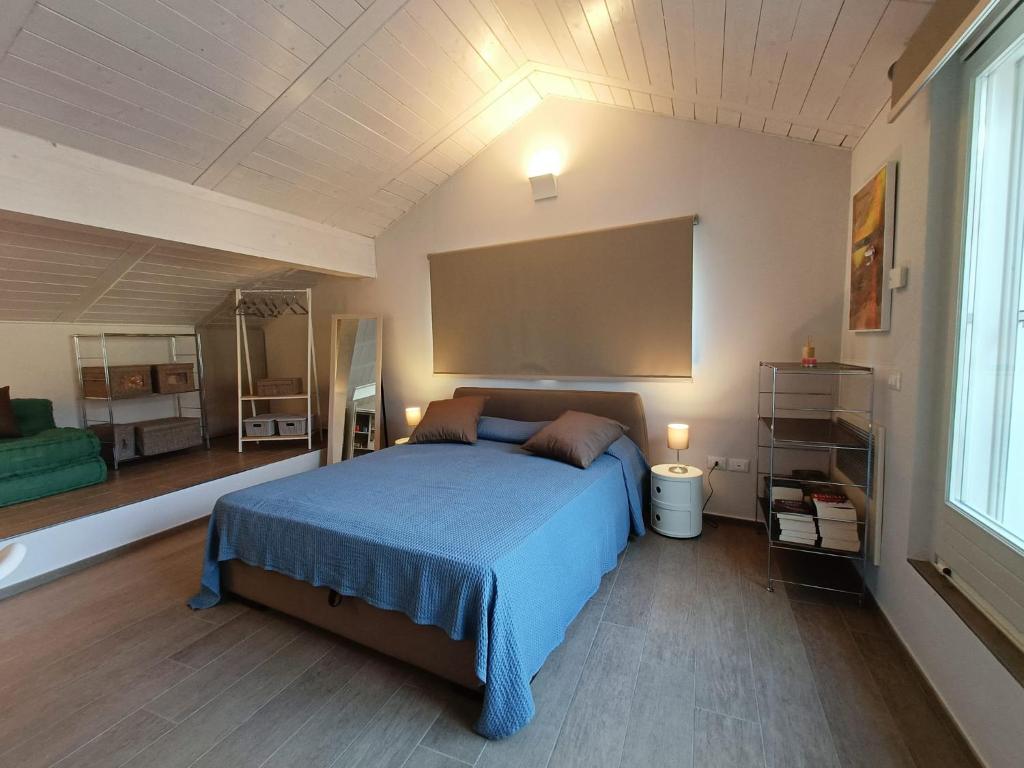 Posteľ alebo postele v izbe v ubytovaní [Piazza San Secondo] Incantevole appartamento WiFi