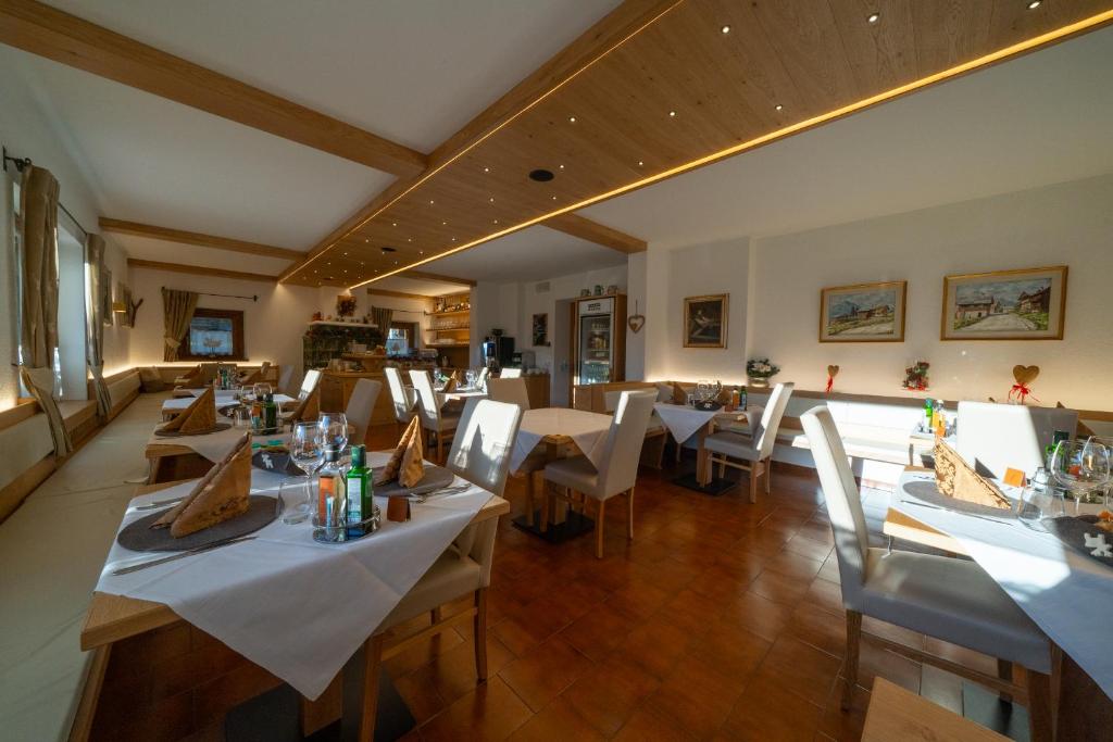 Zdjęcie z galerii obiektu HOTEL FONTANA w mieście Sappada