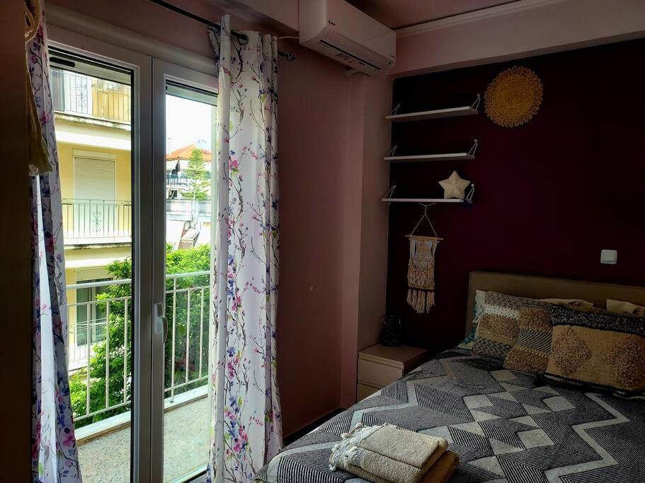 Postel nebo postele na pokoji v ubytování Dani's boho home