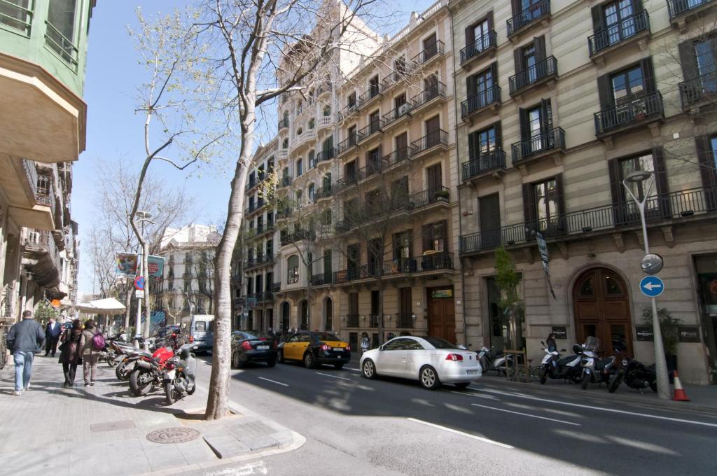 Apartment Flat Passeig de Gracia - Center, Barcelona, Spain - Booking.com