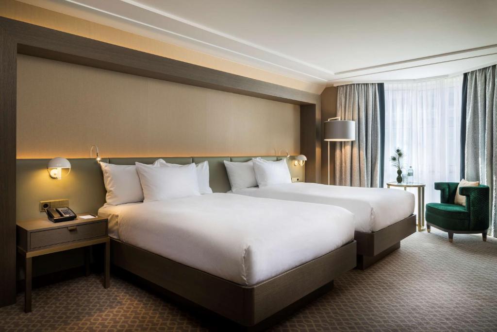 Hilton Vienna Plaza - 双行政室