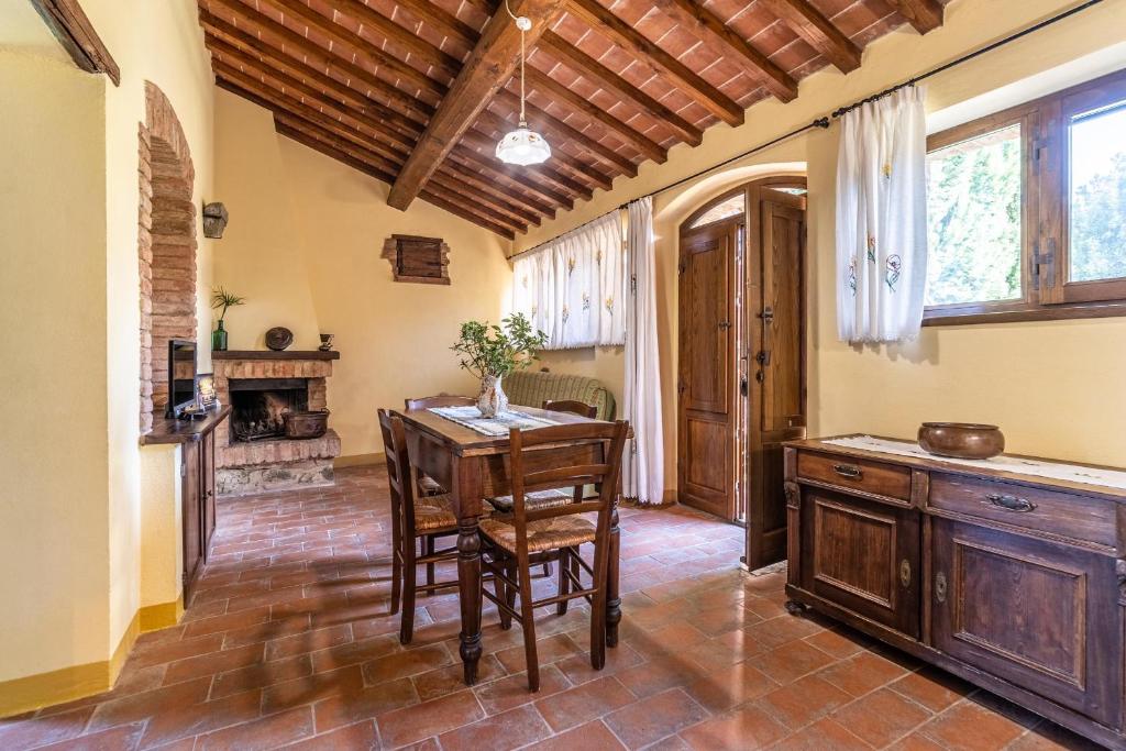 Il Querciolo - Azienda biologica, Agriturismo e Cantina - Two-Bedroom Apartment