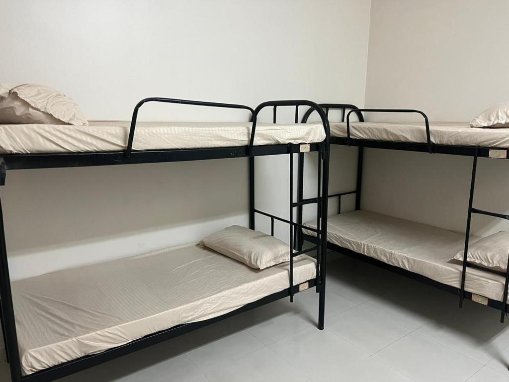 The Thirty Hostel نزل