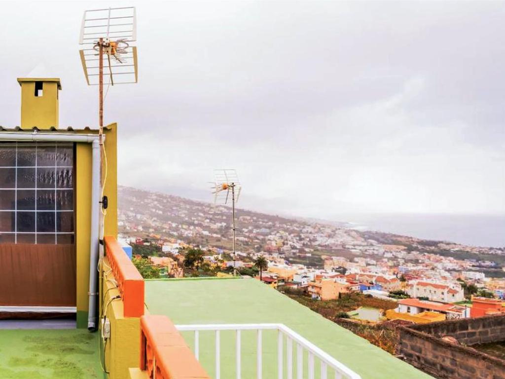 Fotografie z fotogalerie ubytování Live la Victoria Carril - Casa acogedora y familiar con terraza completa v destinaci La Victoria de Acentejo