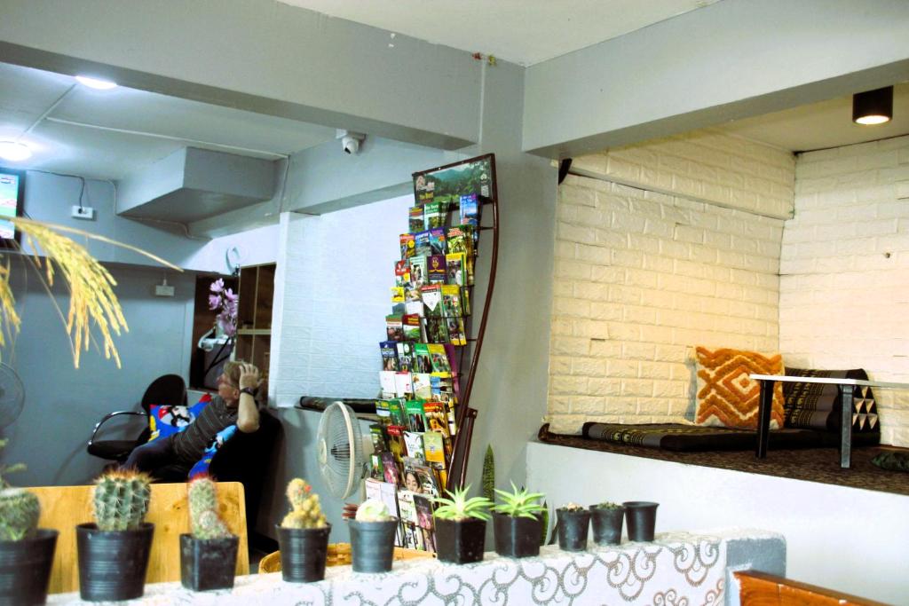 Lux Rooms Night Bazaar - Resim 45