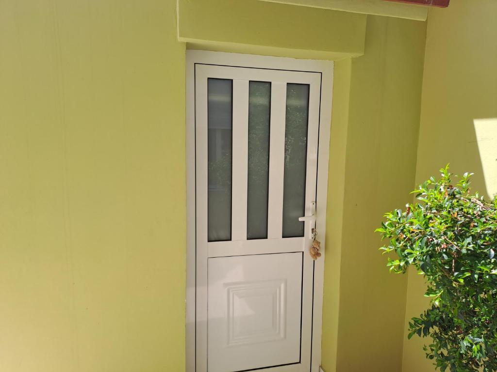 Vicky's place,near Athens airport - Estudio