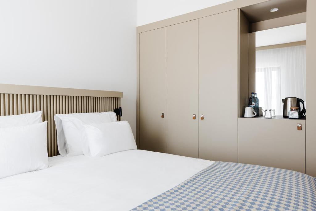a minimalist hotel room in sagres portugal 