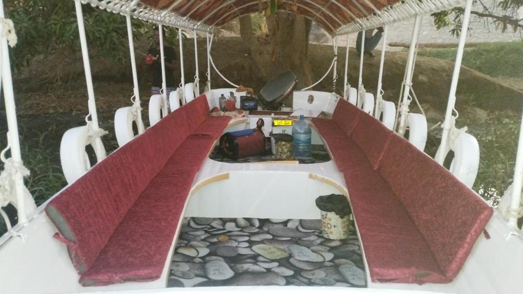 a table in the middle of a bus at elizbeth in Nag` el-Ramla