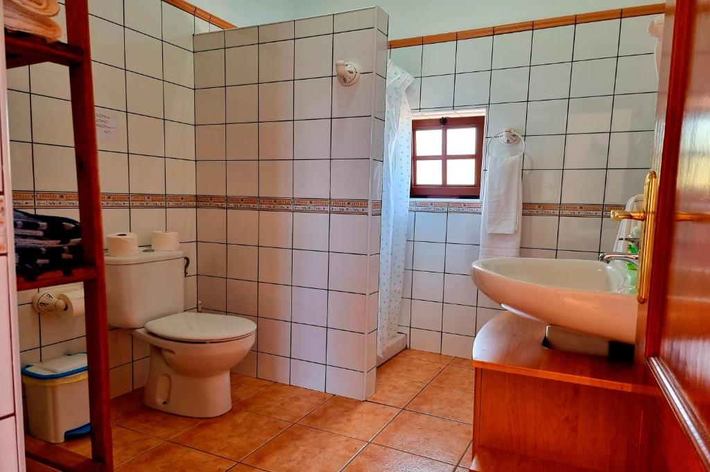 A bathroom at Las Paredes