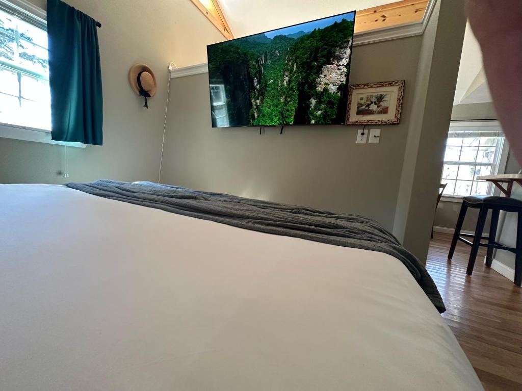 Postel nebo postele na pokoji v ubytování Luxury Smart Bungalow