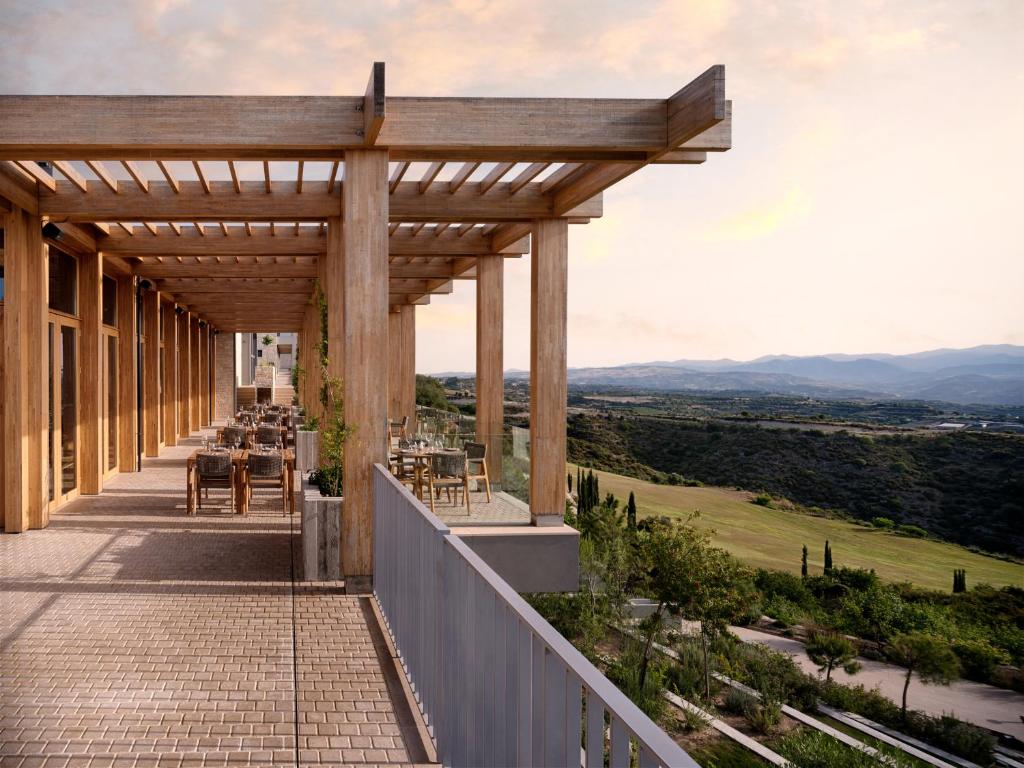 Balkón nebo terasa v ubytování Minthis Resort