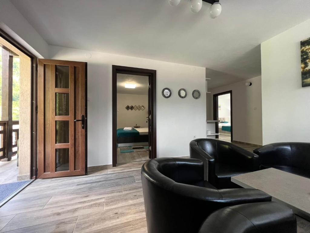 Posezení v ubytování Casa Cernat