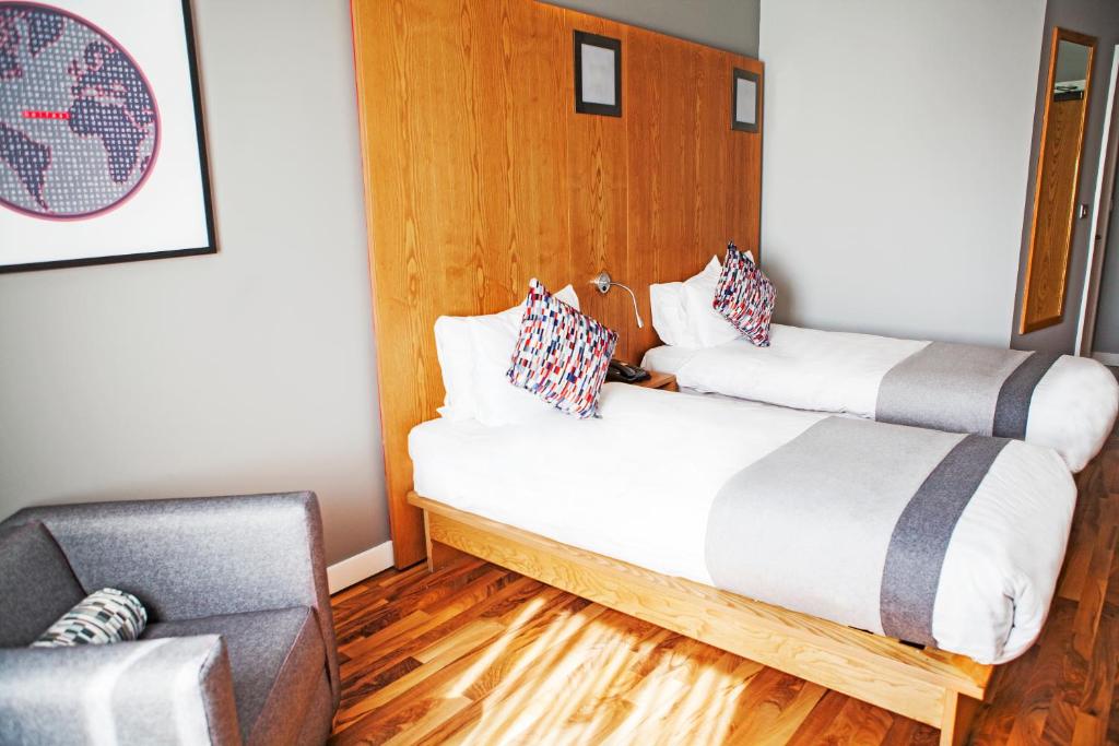 Ramada by Wyndham Belfast - Resim 28