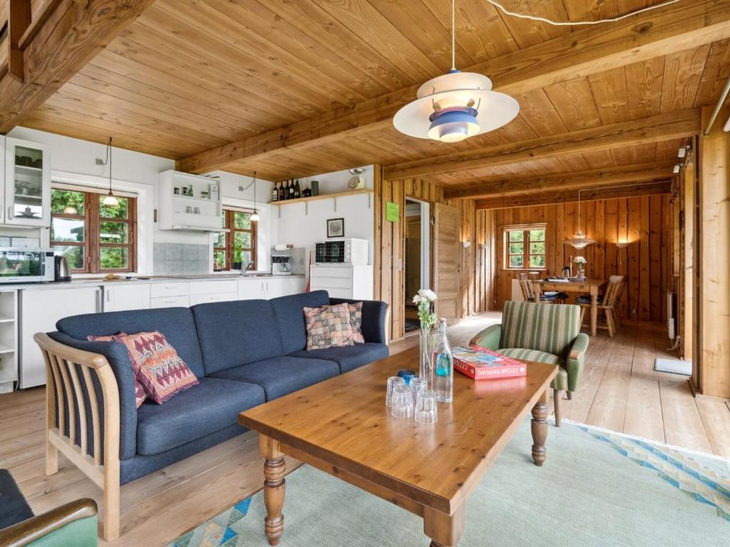 Kuchyň nebo kuchyňský kout v ubytování Holiday Home Thana - 8km from the sea by Interhome