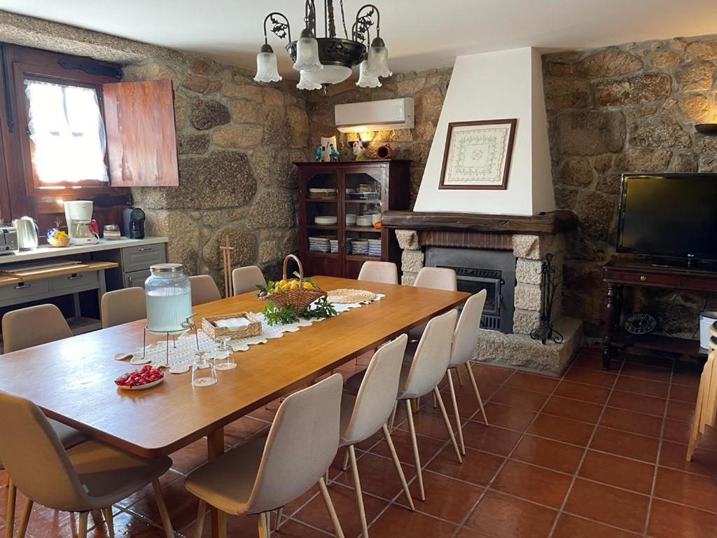 Kuchyň nebo kuchyňský kout v ubytování Casa de Sequiade