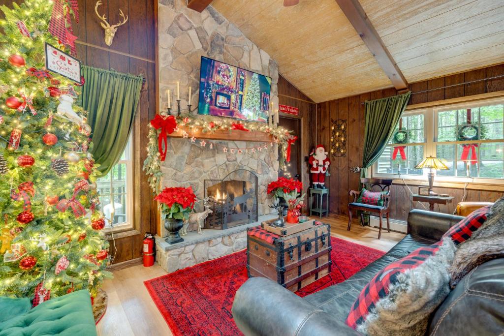 Papas Christmas Cabin in Gouldsboro with Deck!, Gouldsboro – Cập ...