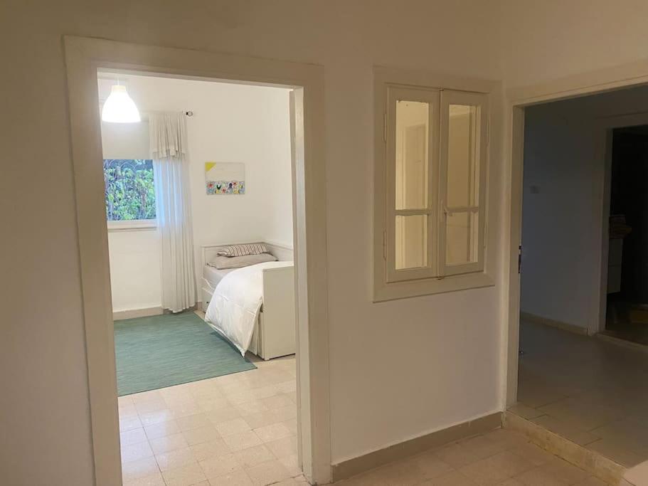 sunny 2bedroom apartment in weibdeh with a rooftop, Amman (updated