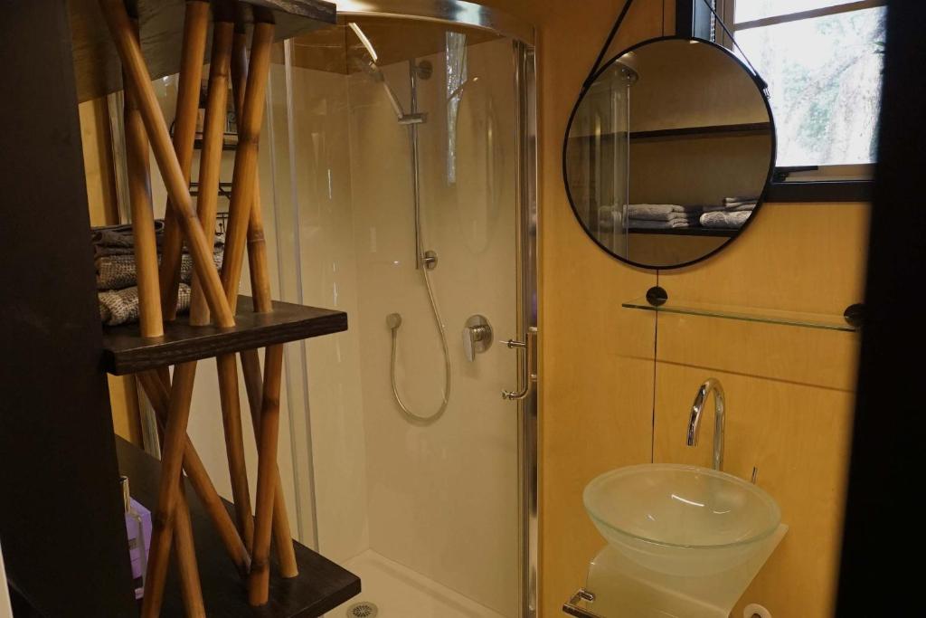 Container Cottage Auckland Airport - Resim 7