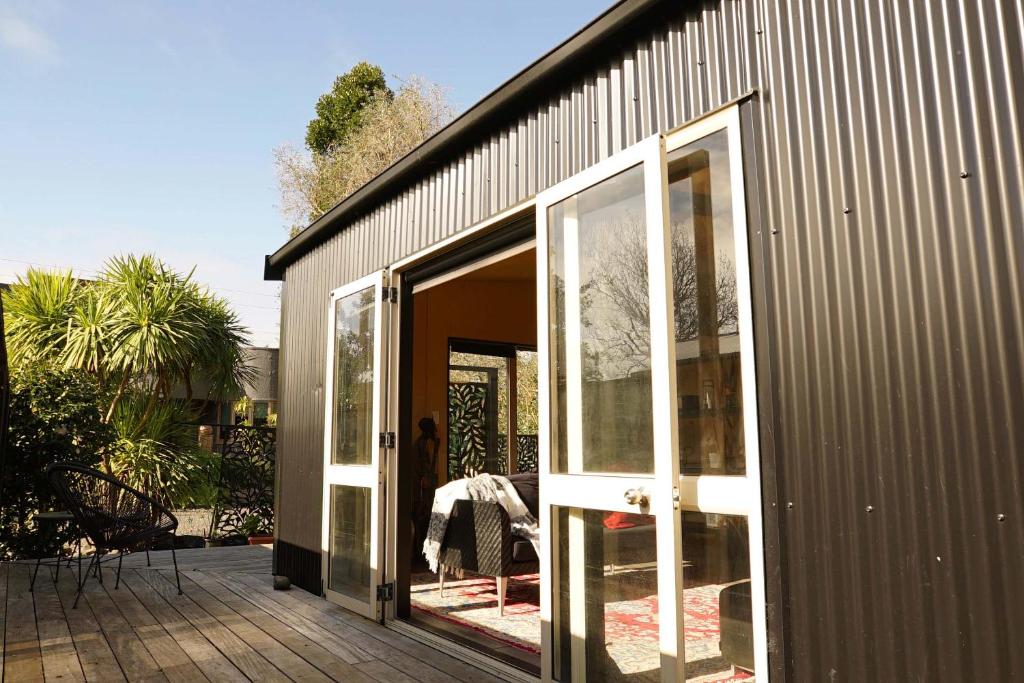 Container Cottage Auckland Airport - Resim 12