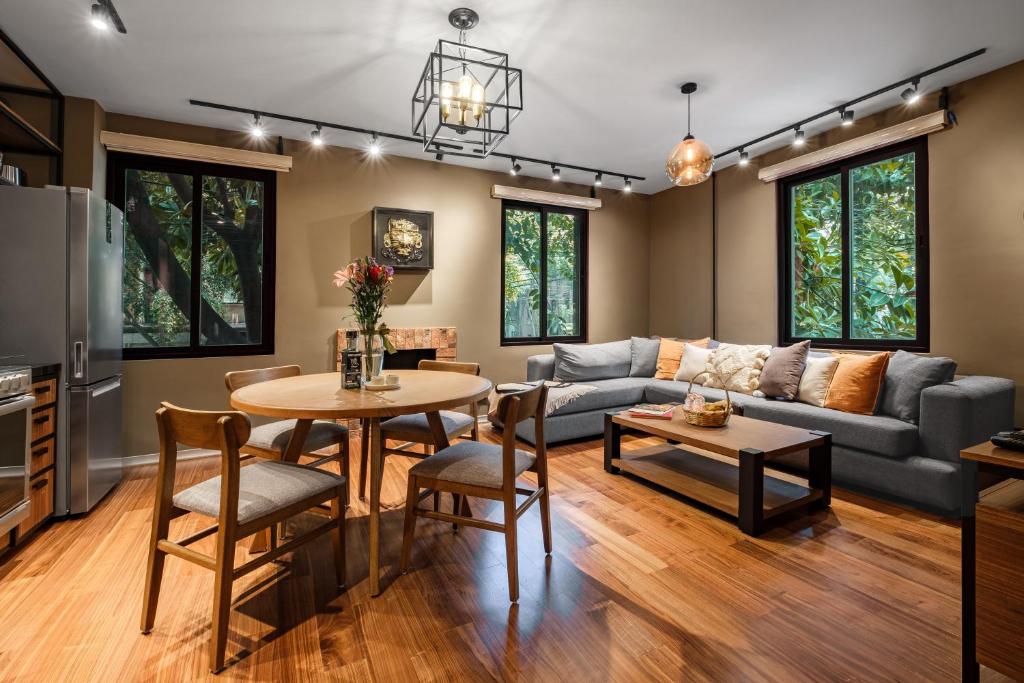 Nido Roma Norte - Two-Bedroom Apartment