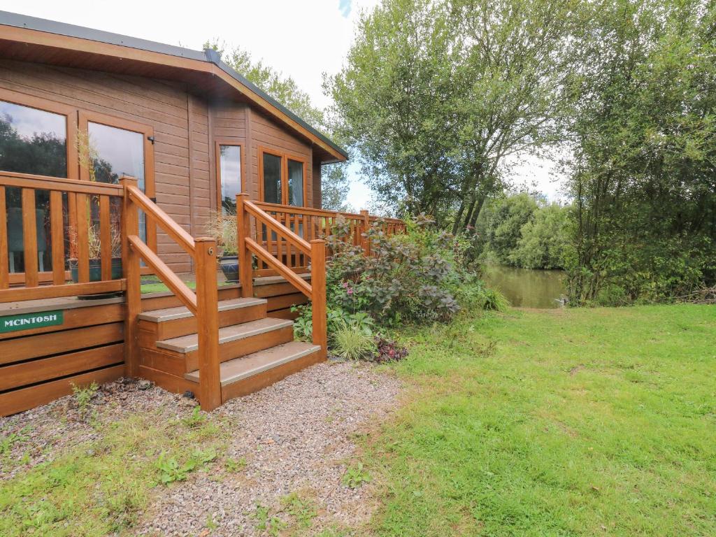 McIntosh Lodge, Winkleigh (updated prices 2024)