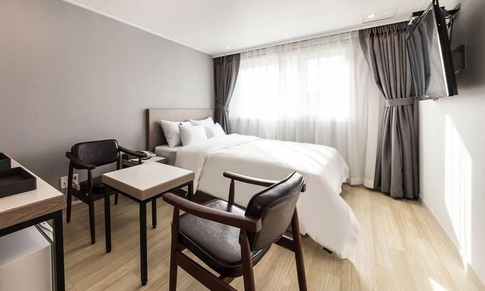 Posezení v ubytování Anyang ILLOWA Hotel