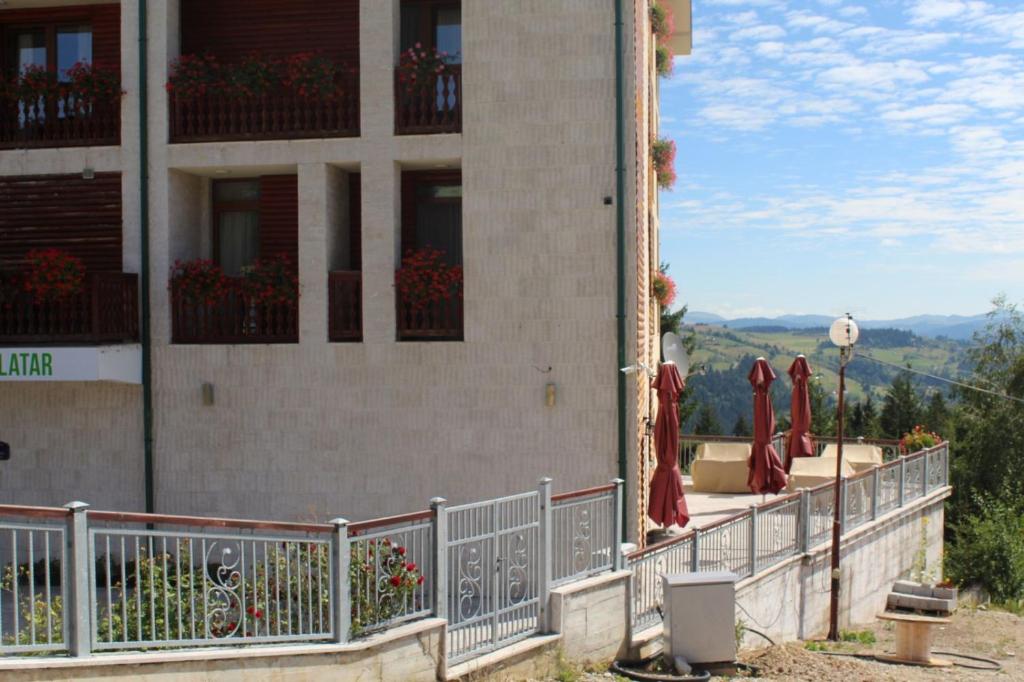 Balkoni atau teres di IN Hotel Zlatar ex Zlatarski Biseri