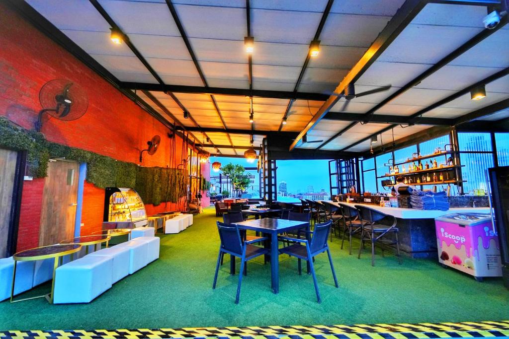 SureStay Plus by Best Western T Pattaya - Resim 45