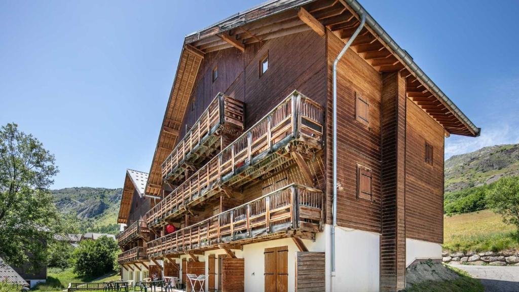 Výhľad na hory alebo výhľad na hory priamo z apartmánu