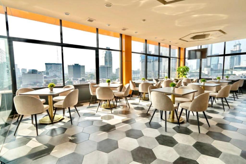 Restaurace v ubytování Arthama Tanah Abang Jakarta
