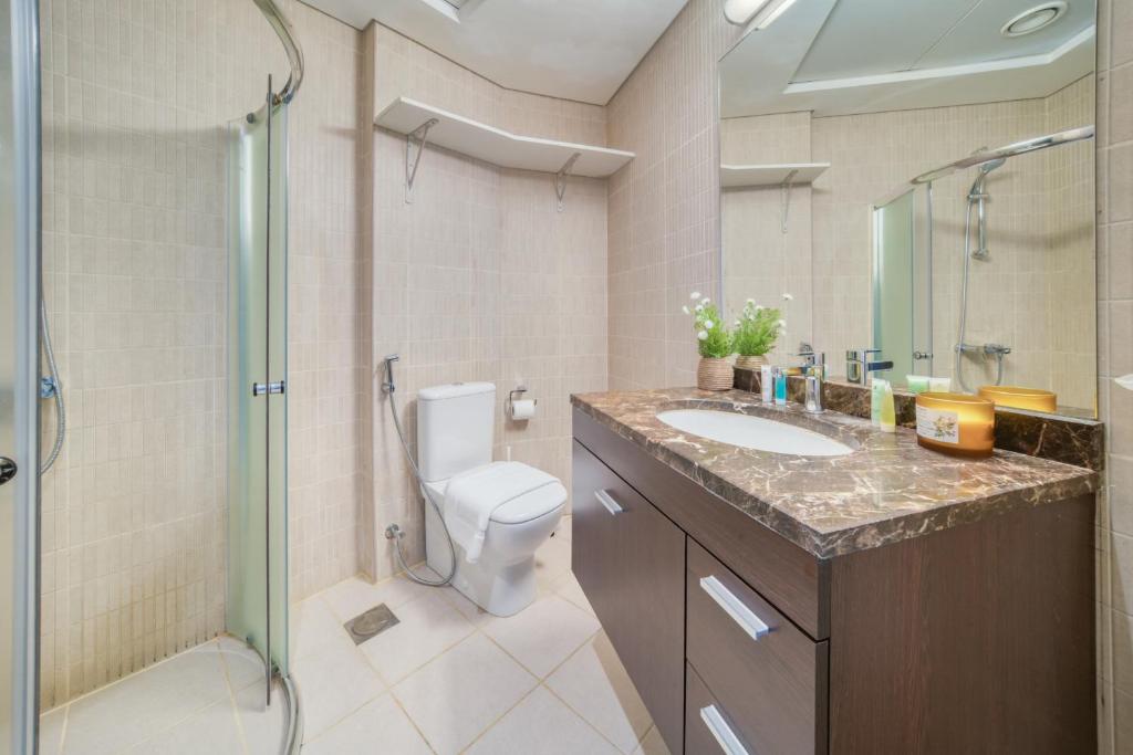Koupelna v ubytování Mangrove Place, Reem Island, Abu Dhabi - Mint Stay