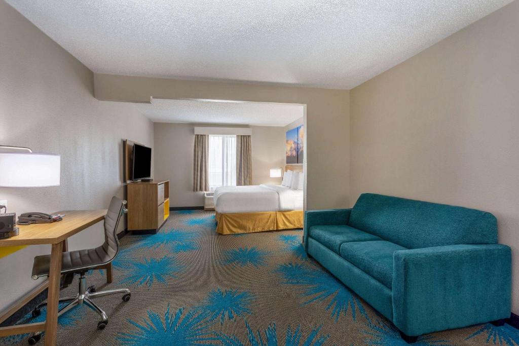Days Inn & Suites by Wyndham Denver International Airport - Suite King Studio, Non-fumeurs