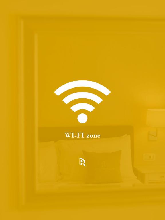 Prestige Rooms Chiaia - Resim 24