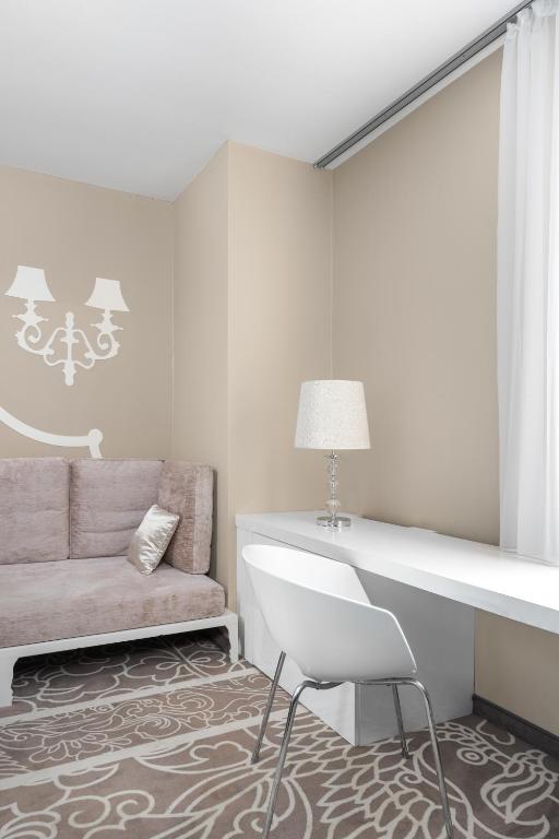 Zijin Hotel Belgrade - Resim 14