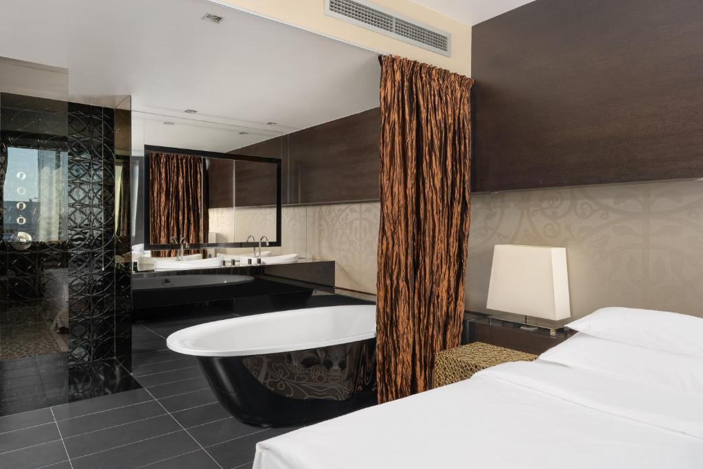 Zijin Hotel Belgrade - Resim 16