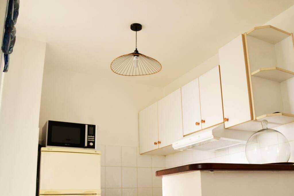 Kuchyň nebo kuchyňský kout v ubytování Appartement équipé avec vue et place de parking