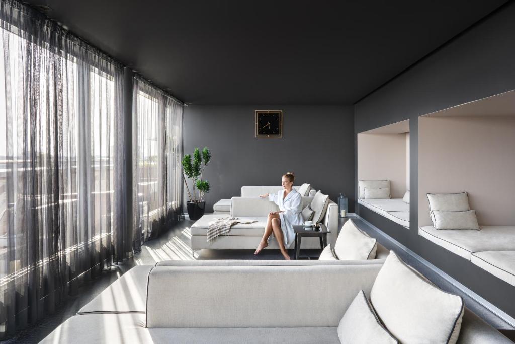 Zijin Hotel Belgrade - Resim 24