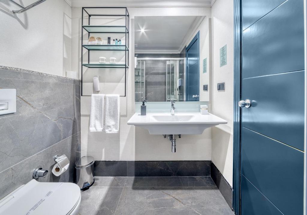 Numa Port Hotel - 12