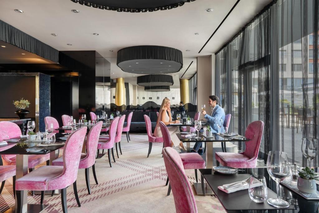 Restaurace v ubytování Falkensteiner Hotel Belgrade Superior
