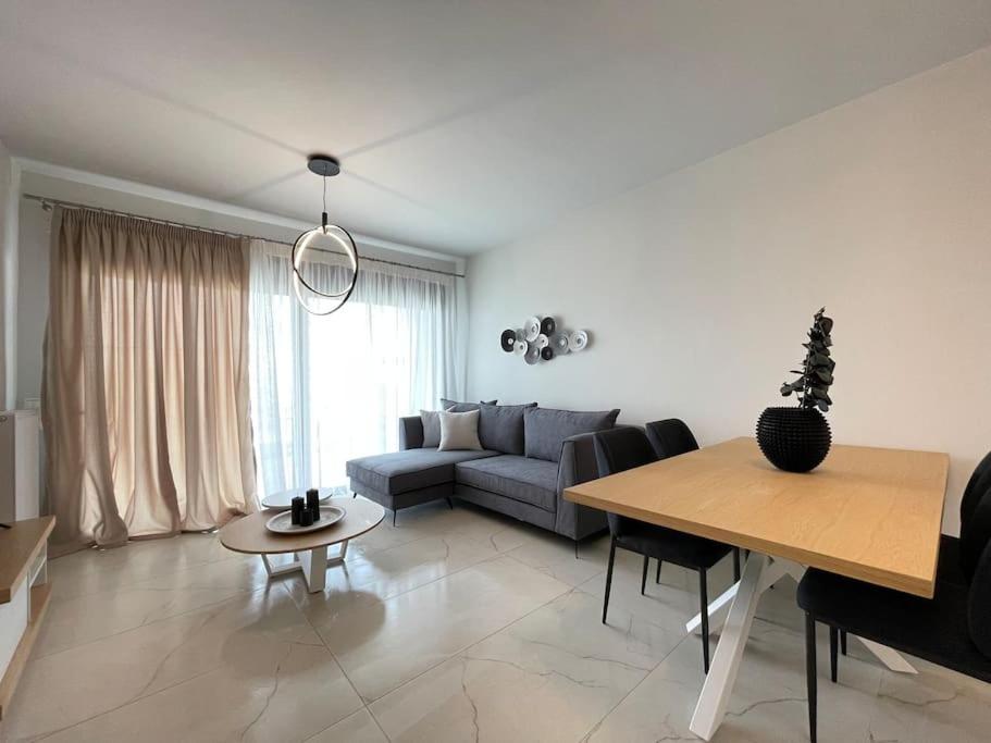 Athenean Oasis in Ellinikon - 4