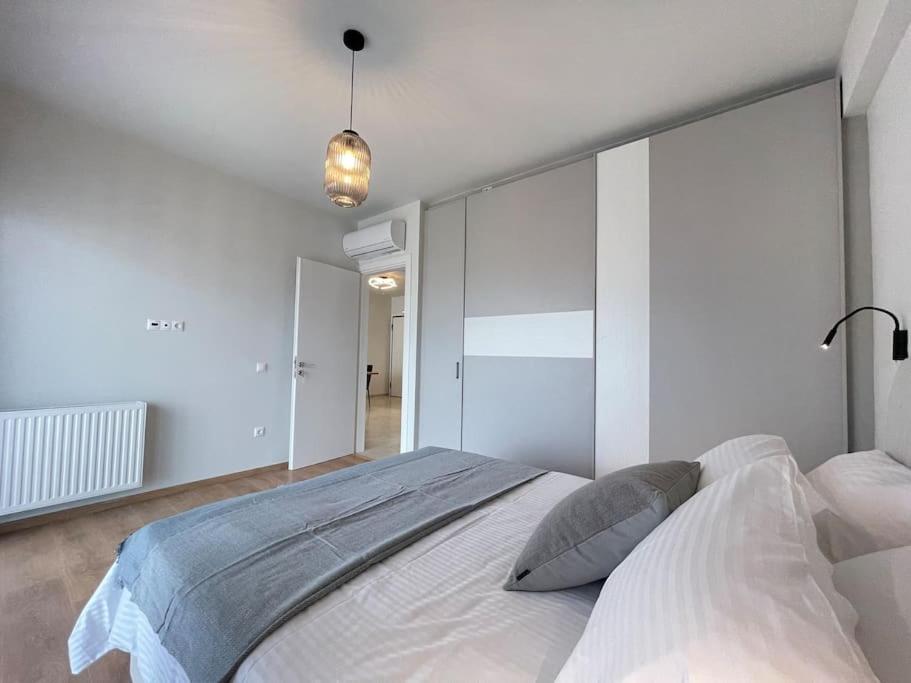 Athenean Oasis in Ellinikon - 12