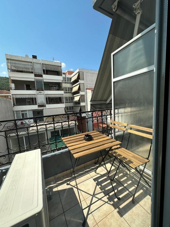 Balkon lub taras w obiekcie Top Line & Modern Apartments in Ioannina
