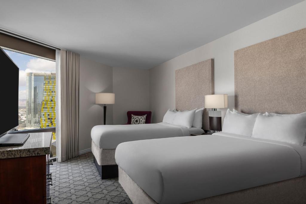 Ein Bett oder Betten in einem Zimmer der Unterkunft Marriott&#39;s Grand Chateau